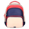 mochila de rapaz azul e vermelha com detalhes em bege